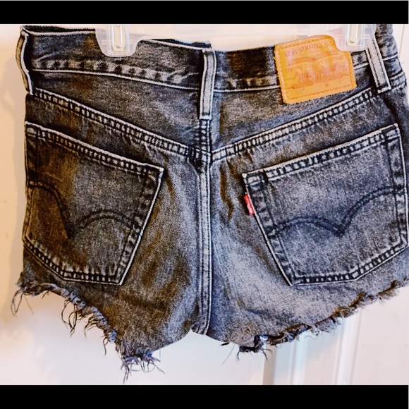 Levi’s 501 Cutoff Shorts - Picture 3 of 4